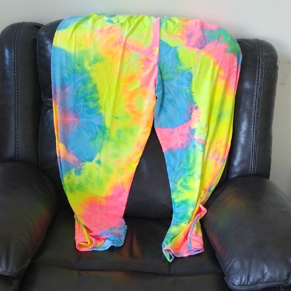 SHEIN Yellow and Blue Long Sleeve Tee